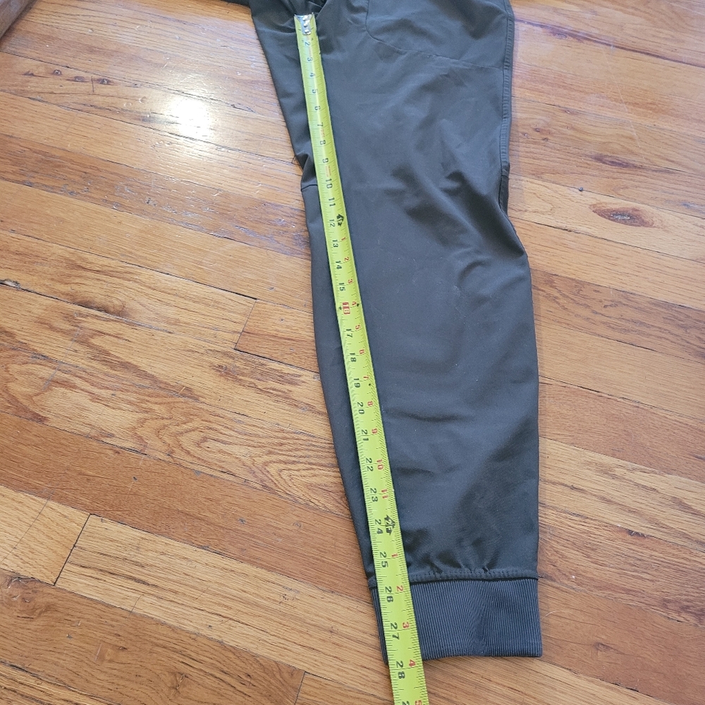 Lululemon ABC Jogger Medium Dark Olive Active Mens Casual Pant Warpstreme - Picture 12 of 12
